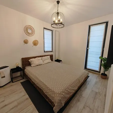아파트 Jona Beach Mamaia Nord Năvodari
